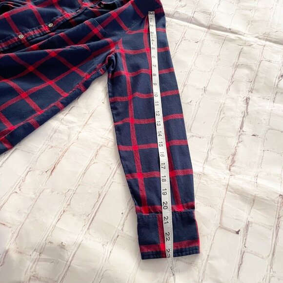 J. Crew Checkered in Dark Blue and Crimson Long Sleeve Button Up Plaid Shirt S - Picture 4 of 9